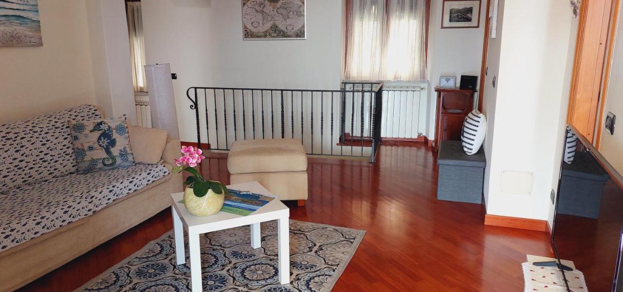 Casa Sofia Lägenhet Levanto Exteriör bild
